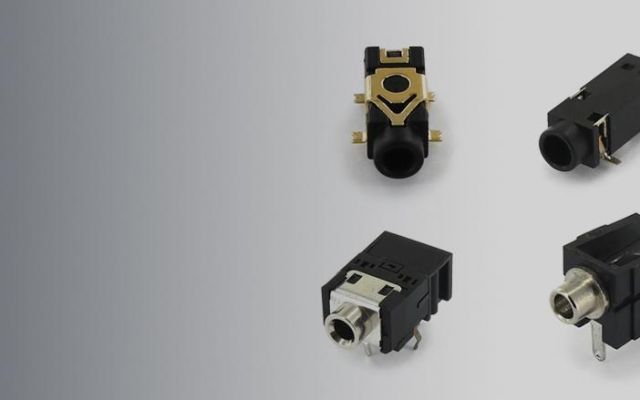 Earphone deals jack connector
